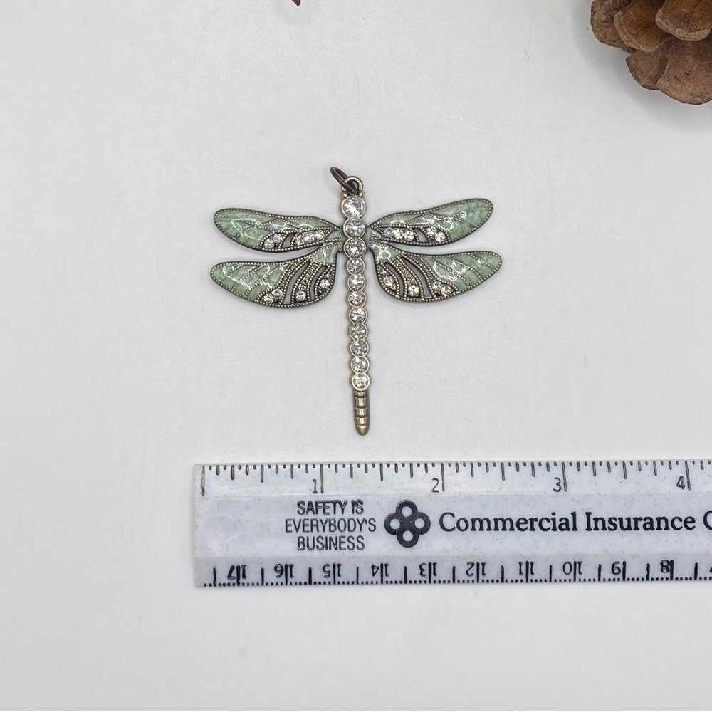 Sparkling Dragonfly Pendant. SEE VIDEO! - Picture 5 of 9